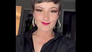 The curls i just can’t stop cutting them off ️what do you think i should do with my hair