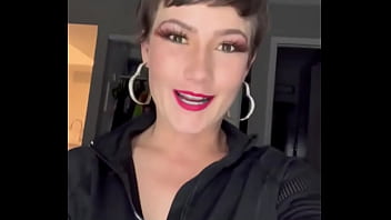 The curls i just can’t stop cutting them off ️what do you think i should do with my hair