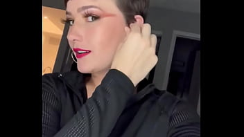 The curls i just can’t stop cutting them off ️what do you think i should do with my hair