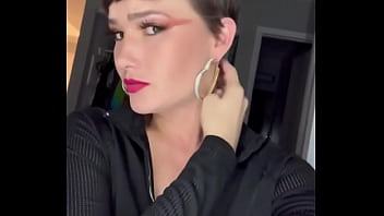 The curls i just can’t stop cutting them off ️what do you think i should do with my hair