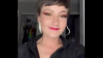 The curls i just can’t stop cutting them off ️what do you think i should do with my hair