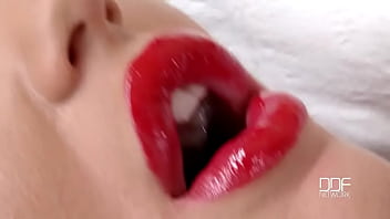 The devil's detachable tail