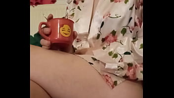 Bonjour mes coquins je vous offre le café et n'oubliez rdv ce soir