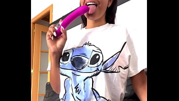 I get lonely at home and i take proffit for play with my pussy sheila ortega