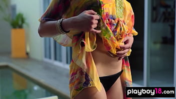 Nude brunette muse spreading her legs and introducing her perfect pussy