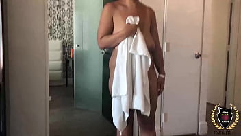 Rome major makes oksana rose's phat ass bounce during sex