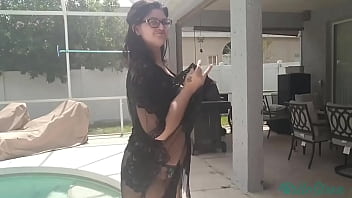 ️now available️outdoor str ptease nude model walk