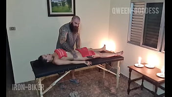 Seducing and fucking the hottie during the massage *** short *** Seducing and fucking the hottie during the massage *** short ***