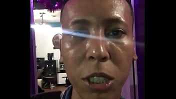 Disfrutando en un barrio popular de la isla de san andrés con el bow del natania y su buena música