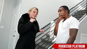 Blonde milf dee williams sucks rome major's ass & cock