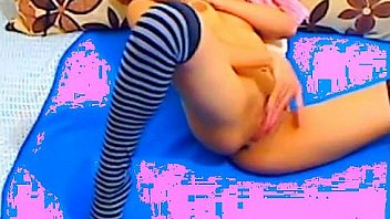 Amateur italian teen toying cunt