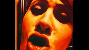 Milf needs pussy stretched