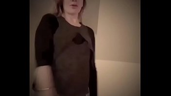 Milf needs pussy stretched