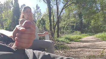 Exhibitionist seduce milf to fuck suck & sperm her face in park