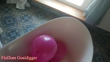 Highly arched feet in stockings