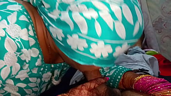 Karwa chauth special blowjob and anal sex videos with hindi audio