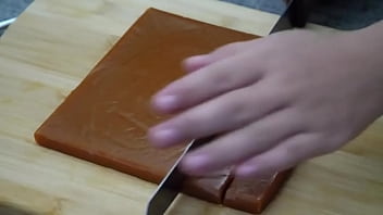 Metendo caramelo nessa safada