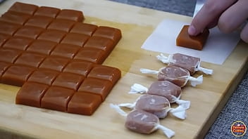 Metendo caramelo nessa safada