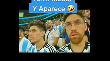 Abuelo le enseña a hijo Abuelo le enseña a hijo