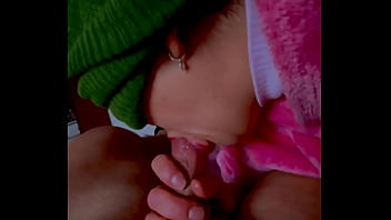 Chupando polla en la mañana