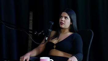 Foi convidada para ser esposa prefere morar sozinha a família sempre aceitou e o fetiche val mineirinha sheer red