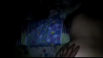 Corneador agradecido para que lo dejen comer mas seguido