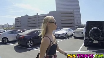 Dakota had jizzed in back of her throat