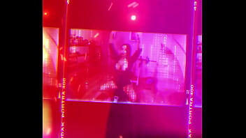 Foi fazer sexo com seu instrutor de academia e deu merda literalmente