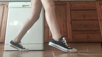 Giantess in sneaker crush tiny man