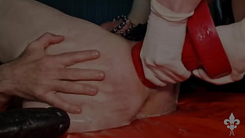 Full miss anna and her slave girl stretching slave p