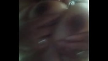 Madura tetona adicta al sexo