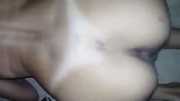 Chupando o amigo do meu marido