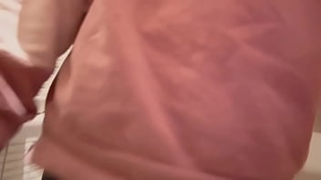 今日も隣でト◯レしてる人がいるのにオナニーしてやってはいけないことに興奮する女子◯生。