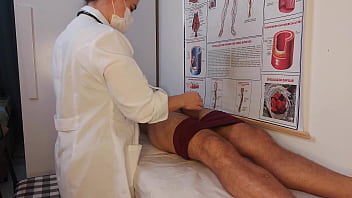 Paciente tem ereção ao sentir o toque da enfermeira