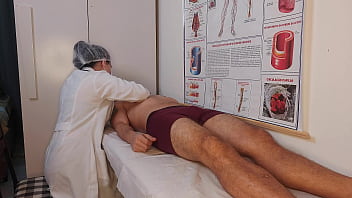 Paciente tem ereção ao sentir o toque da enfermeira