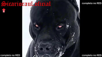 Tatuado safado comendo duas novinhas gostosas e os maridos delas vendo e filmando tudo