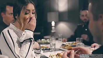 Guy stops time to be able to fuck his latina makes her give him a bj so the big tits brunette deepthroats his the babe gets fucked