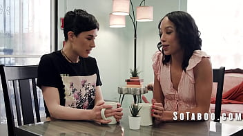 Dkye with ulterior motives coaxes straight girl to go lesbian after a breakup olive glass alexis tae