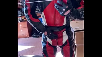 #kinkysirius #motogear #motogearfetish #leather #gaymoto