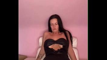 Would you lick pussy as a work