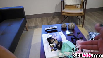 Blonde elizabeth jolie gets fucked by stepbro