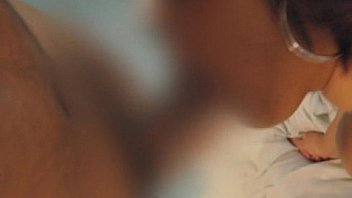 Garota de programa gordinha marcela bbw chupando o amante e o cornão ao telefone