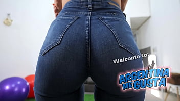 The ass in jeans perfection thigh gap cameltoe skinny legs big round ass a doll