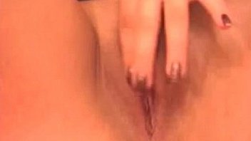 Show pussy and play with dildo on cam