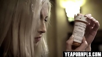 Seducing daddy to creampie