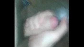 Guy masturbate in bathroom