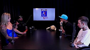 Fez um vídeo mijando de mãos dadas não solta squirting entraram no pornô por gostar de sexo e o ciúmes e receio de gravar casal dna watch sheer red