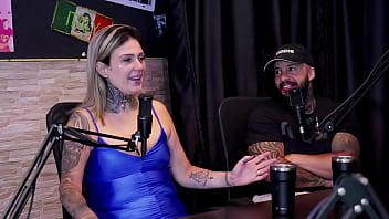 Fez um vídeo mijando de mãos dadas não solta squirting entraram no pornô por gostar de sexo e o ciúmes e receio de gravar casal dna watch sheer red