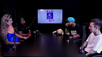 Fez um vídeo mijando de mãos dadas não solta squirting entraram no pornô por gostar de sexo e o ciúmes e receio de gravar casal dna watch sheer red