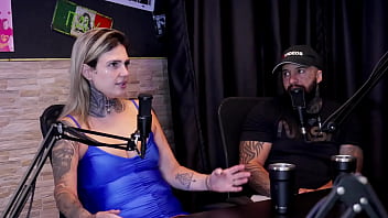 Fez um vídeo mijando de mãos dadas não solta squirting entraram no pornô por gostar de sexo e o ciúmes e receio de gravar casal dna watch sheer red